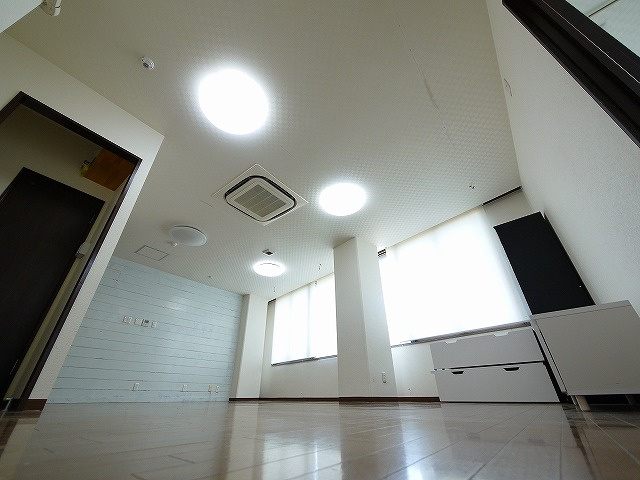 カイモト第三ビルの内装