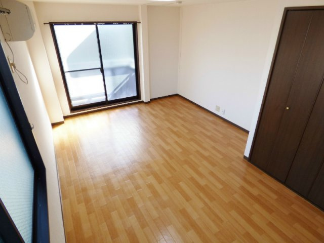 トライデント東灘の居間・リビング