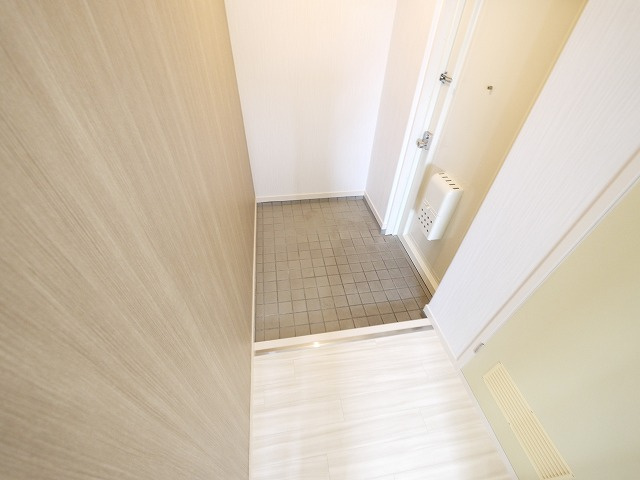 仲嶌マンションの玄関|シンプルで使いやすい玄関です