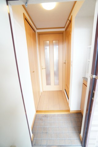 【玄関】 | セモア中山 | ※同物件・同タイプの写真です。