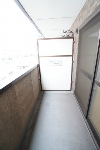 【バルコニー】 | セモア中山 | ※同物件・同タイプの写真です。