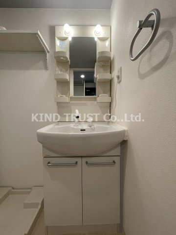 SWISS梅田東の洗面所|コンパクトで使いやすい洗面所