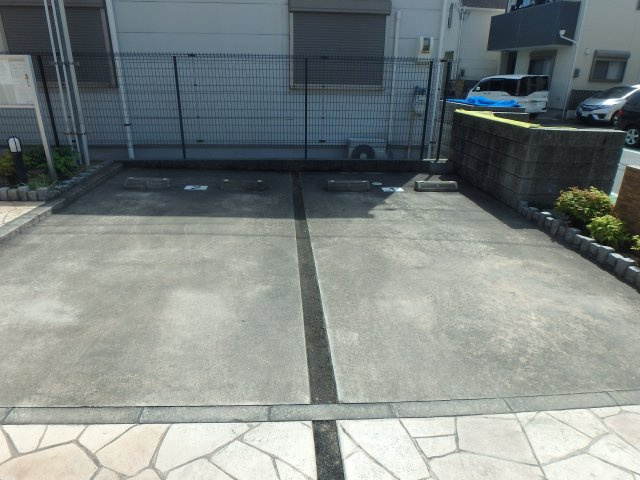 【駐車場】 | サウスサイドパレス