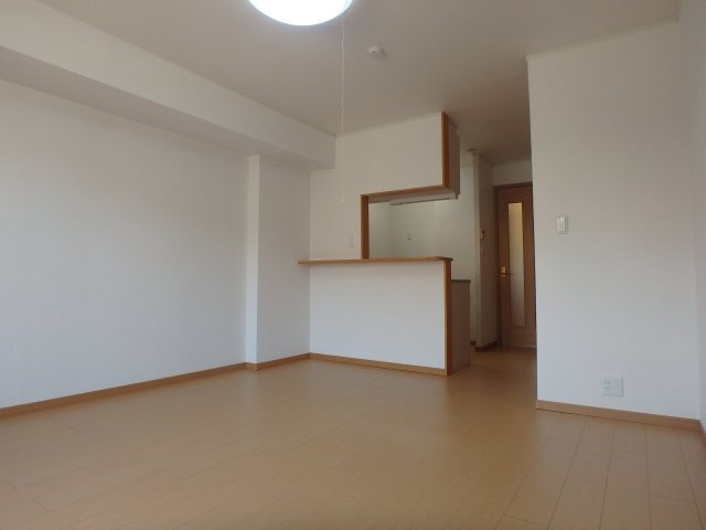 【寝室】 | サウスサイドパレス | 落ち着いて過ごせるお部屋なので、寝室にいかがでしょうか