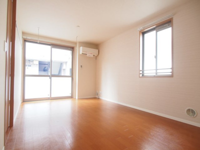 【居間・リビング】 | Line Silk | ゆったりとした居間です