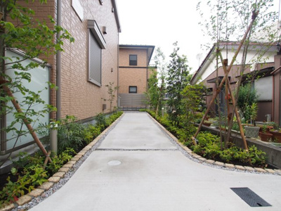 【エントランス】 | Line Silk | 毎日通るエントランスはこのようになっています