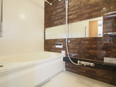 【浴室】 | Line Silk | お風呂です