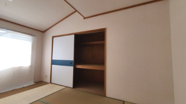 【収納】 | シティハイツ竜が岡 | リフォーム済参考写真☆神戸市西区　シティハイツ竜が岡☆