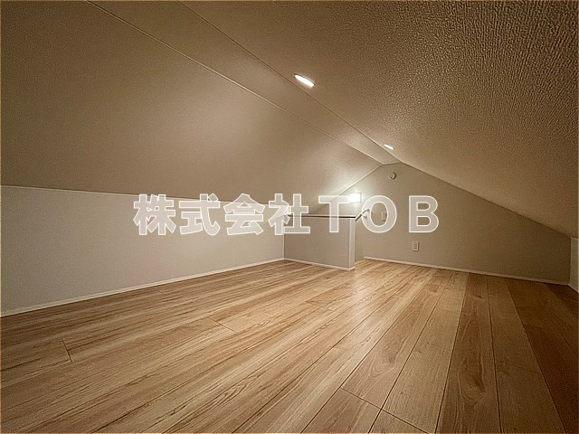 【その他】 | dwell上北沢A棟-ドゥウェル上北沢A棟- | 小屋裏収納6.7帖