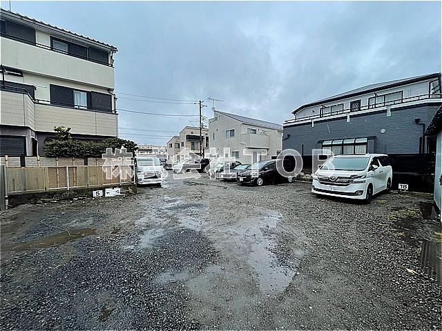 【駐車場】 | dwell上北沢A棟-ドゥウェル上北沢A棟- | 月額：18,000円