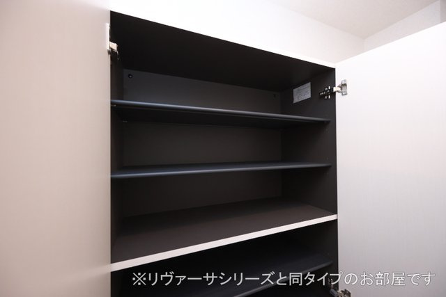 キッサ　Ⅱの収納|シューズボックス
