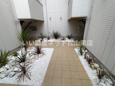 【エントランス】 | スペランツァ　ドゥーエ