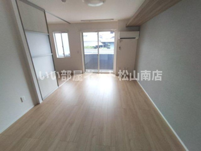 【居間・リビング】 | スペランツァ　ドゥーエ