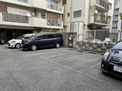 【駐車場】 | シダーコート