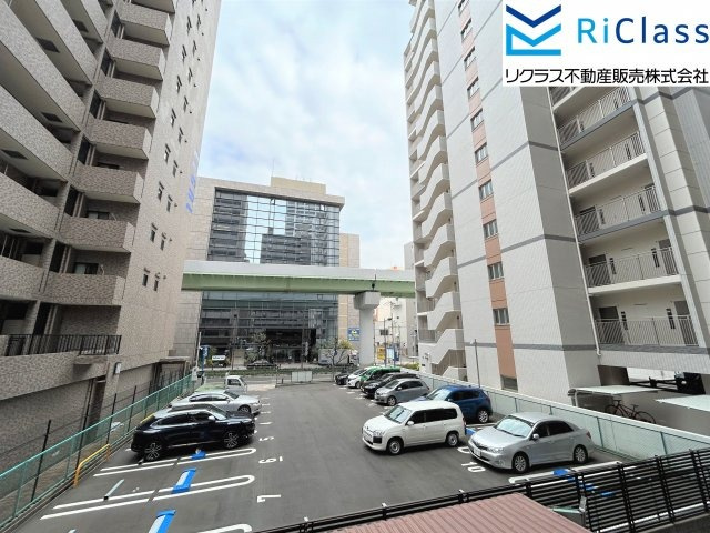 藤和シティホームズ三宮の駐車場|車をお持ちの方に嬉しい駐車場付きの物件です