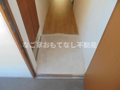 【玄関】 | プログレッソ志賀公園