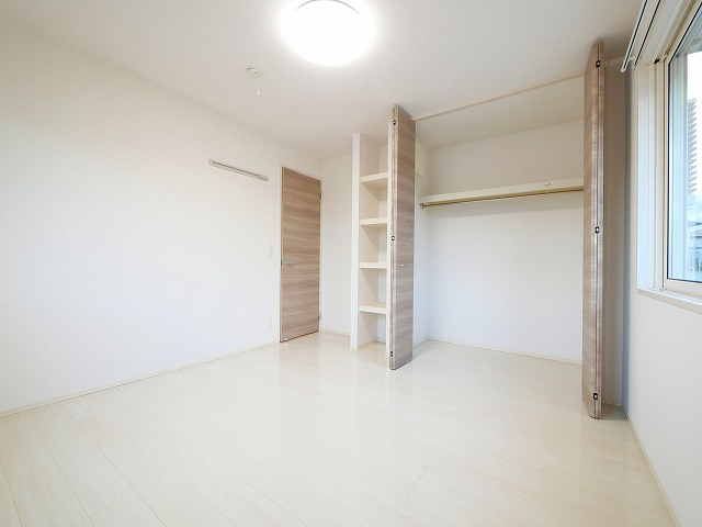 アバンサールピノの洋室