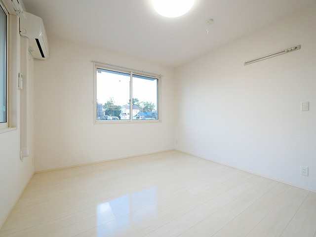 アバンサールピノの洋室