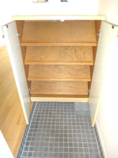 【収納】 | ブライトハウス | シューズを収納するのに便利です