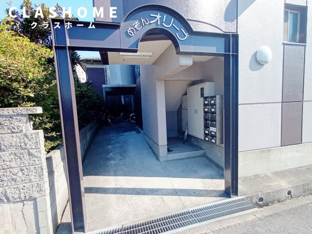 めぞんオリーブ　　　刈谷市近郊の賃貸はクラスホームのエントランス