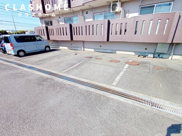 めぞんオリーブ　　　刈谷市近郊の賃貸はクラスホームの駐車場