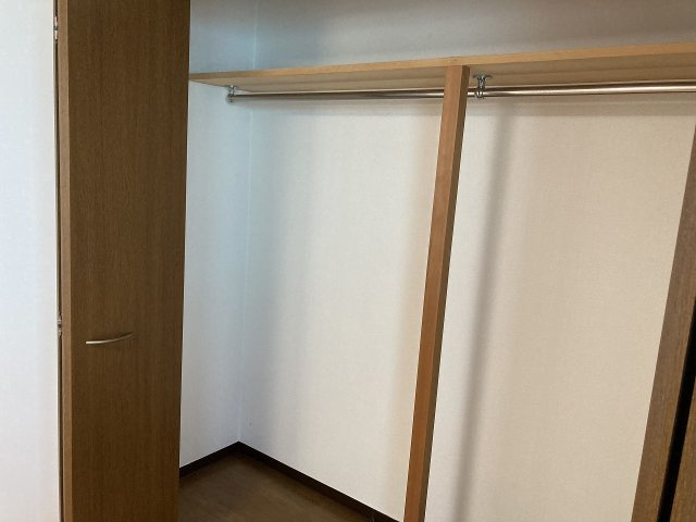 セゾン　ド　パークの収納