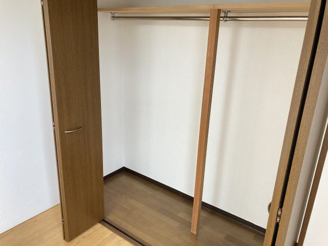 セゾン　ド　パークの収納