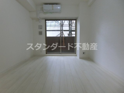 【居間・リビング】 | La Douceur梅田East