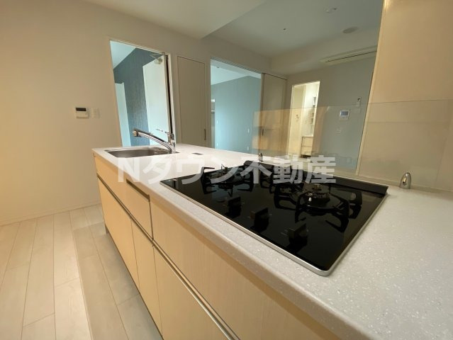 【キッチン】 | さくらHills NISHIKI Platinum Residence | きれいなキッチンです