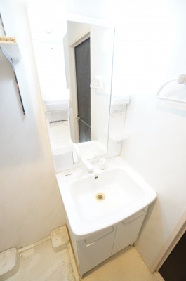 【独立洗面台】 | LEXSASU春日 | ※同物件・同タイプの写真です。