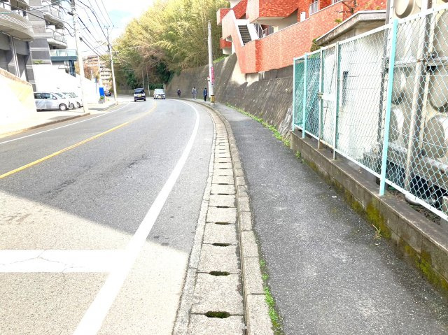 エメラルドマンション若宮の周辺