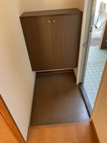 グリーンシャトーBの玄関