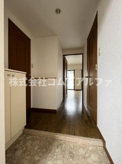 【内装】 | レイナス片倉 | レイナス片倉　玄関廊下