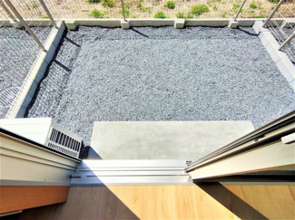 【庭】 | La Poire A