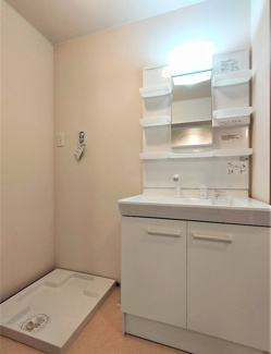 【洗面所】 | La Poire A