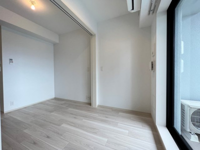 【洋室】 | コンフォリア・リヴ南森町Q