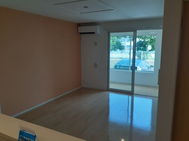 サンヴェール大芝ⅡBの居間・リビング