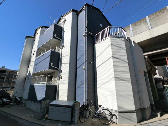 Ｇｒａｎ　Ｂｌｅｕ　Ｆｕｎａｂａｓｈｉの外観