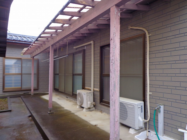 【バルコニー】 | 西有明町平屋建住宅 | 屋根付きのテラス