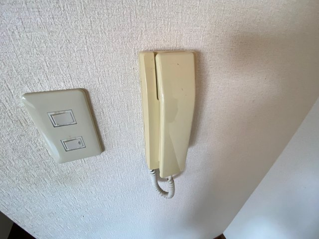 ベルメゾン一須賀3号館のセキュリティ|別部屋の参考写真