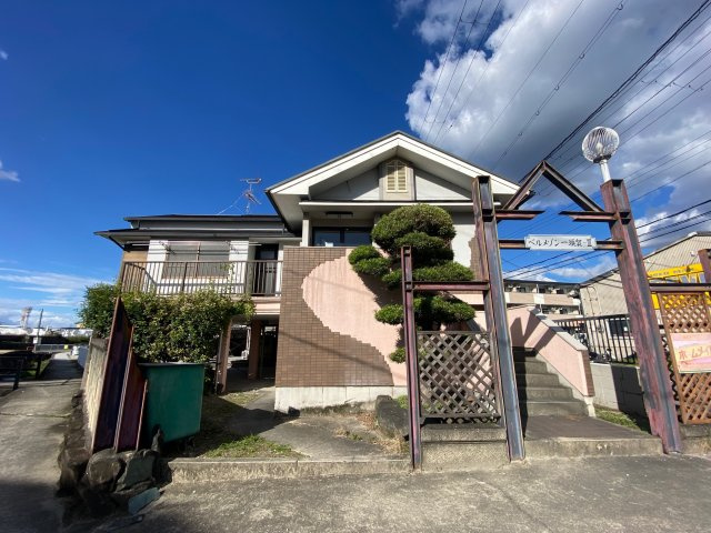 ベルメゾン一須賀3号館