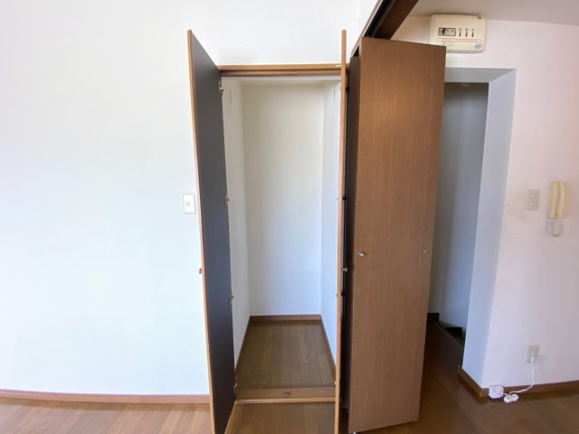 ベルメゾン一須賀3号館の収納