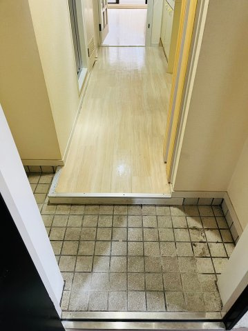 仲介手数料0円！！メゾンドソレイユの玄関