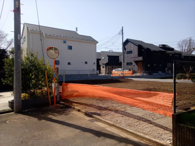 三鷹市中原新築全2棟の外観