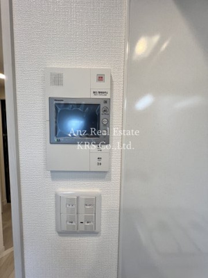 【セキュリティ】 | アドバンス上町台シュタット | キッチンすぐ横にTV付モニターフォンがあり安心便利！