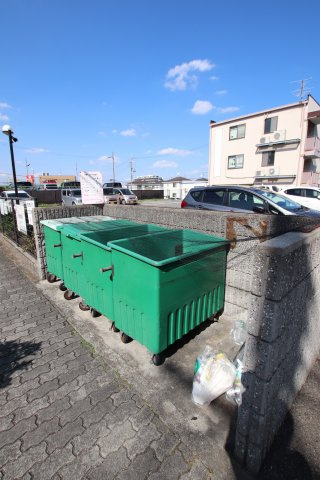 【その他共用部分】 | オースター5番館 | 敷地内ゴミ捨場