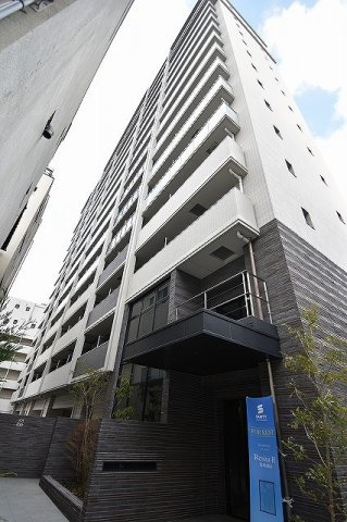 Quintet NAMBA（旧レジュールアッシュNAMBA）の外観