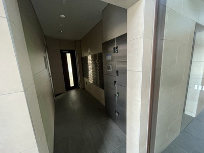 【玄関】 | エスプレイス江坂レジデンス