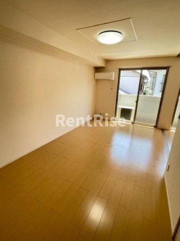 リエート・フジの玄関