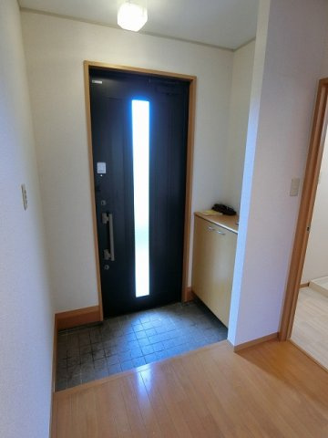 カサ大神の玄関|※別部屋のイメージ写真です。